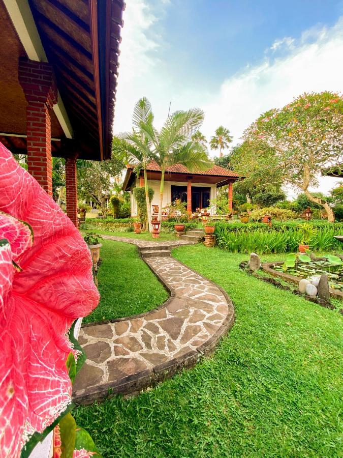 Cabe Bali Hotel Jasri Eksteriør billede